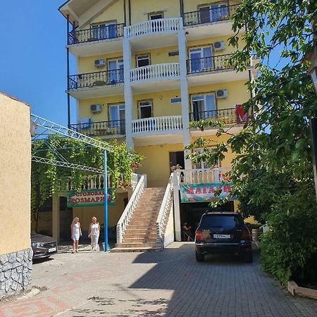 Ахра Hotel Gagra Buitenkant foto