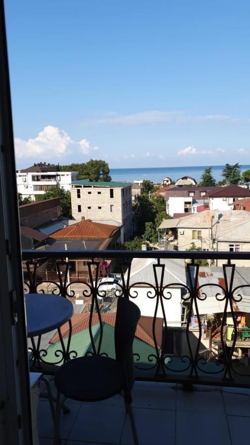 Ахра Hotel Gagra Buitenkant foto