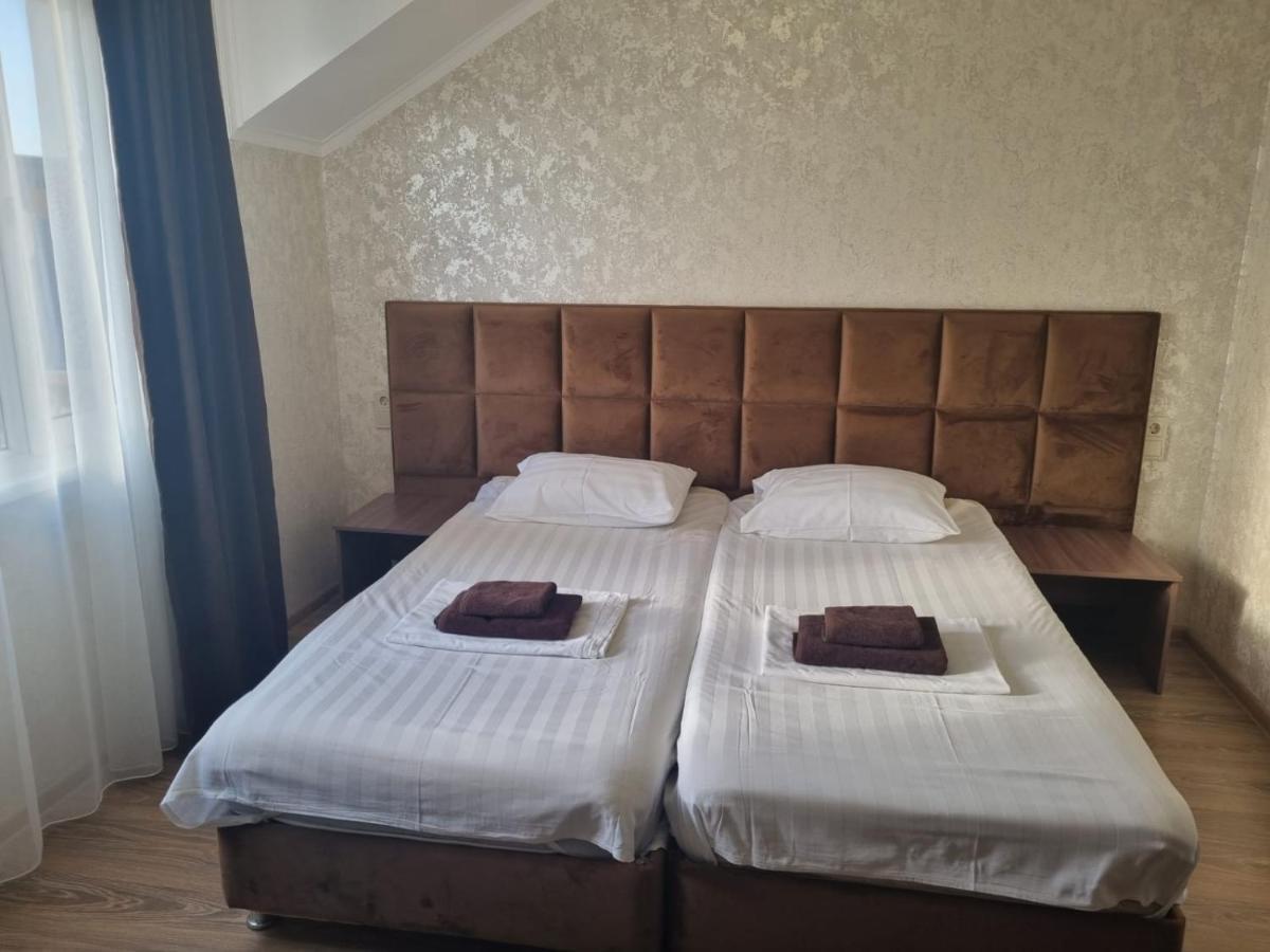 Ахра Hotel Gagra Buitenkant foto