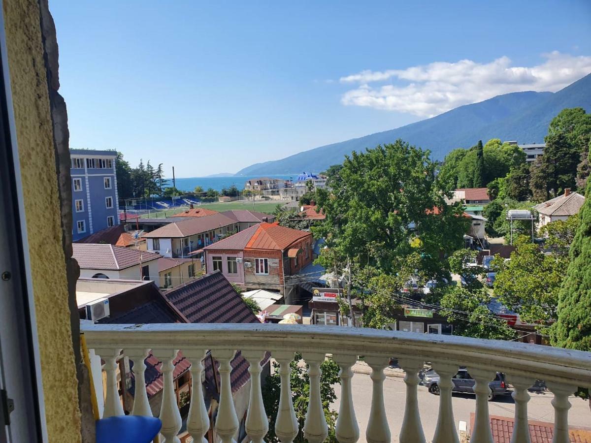 Ахра Hotel Gagra Buitenkant foto