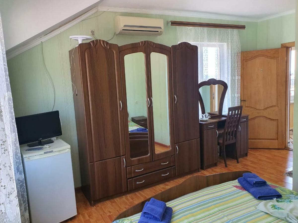 Ахра Hotel Gagra Buitenkant foto